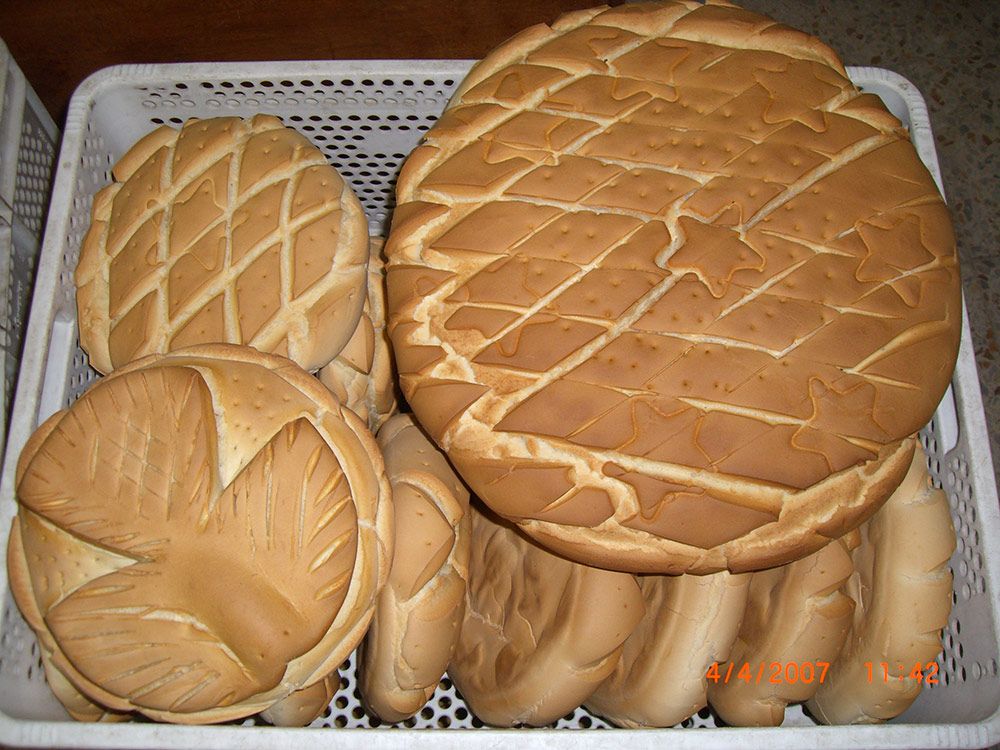 Algunos de los panes realizados en el obrador